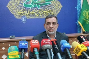 سردار نائینی: 

دشمن اتحاد مقدس مردم را هدف قرار داده است