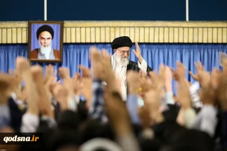 رهبر انقلاب در دیدار دانشجویان:

این ترقه‌بازی‌هایی هم که امروز شد، در اراده‌ی مردم تأثیری ندارد