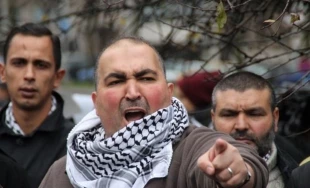 نائب اول پارلمان بلژیک؛

از هر شخص مومن و با وجدانی دعوت می کنیم تا از قضیه فلسطین و مردم آن حمایت کند 2