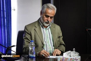 در شانزدهمین نشست تخصصی" تحولات عراق-بازیگران و افق ها" مطرح شد؛

قناد باشی: آمریکایی ها تبلیغ می کنند که نفت ارزش ندارد اما خودشان به دنبال میادین نفتی این کشوراند!/ شعار اکنون شورش های عراق از درون و حمایت از بیرون است مانند اغتشاشات ایران 2