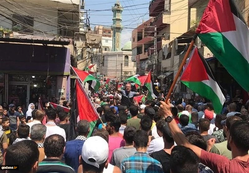 خبرگزاری فرانسه طی گزارشی نشان داد:

اردوگاه آوارگان سوری و فلسطینی در آستانه خطر همه‌گیری کرونا

 2