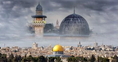 نماهنگ سه زبانه "قصه قدس" با صدای محمد حسین باقری 2