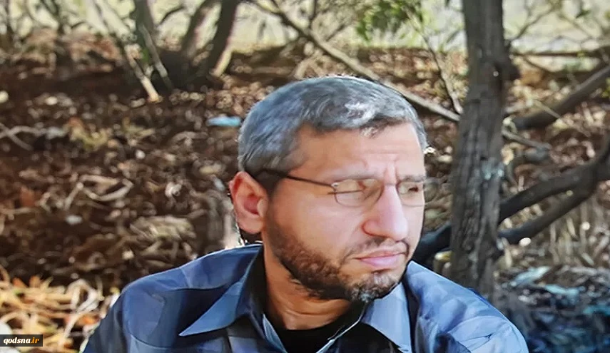 ارتش رژیم صهیونیستی مدعی شد با بمب سنگرشکن محل اختفای محمد الضیف فرمانده کل عزالدین قسام در خان یونس را هدف قرار داده است. 2