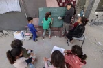 بیش از ۶۳۰ هزار دانش آموز در غزه از تحصیل محروم شدند 2