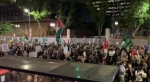 تجمع حامیان فلسطین در حوالی محل برگزاری مناظره ترامپ ـ هریس 2