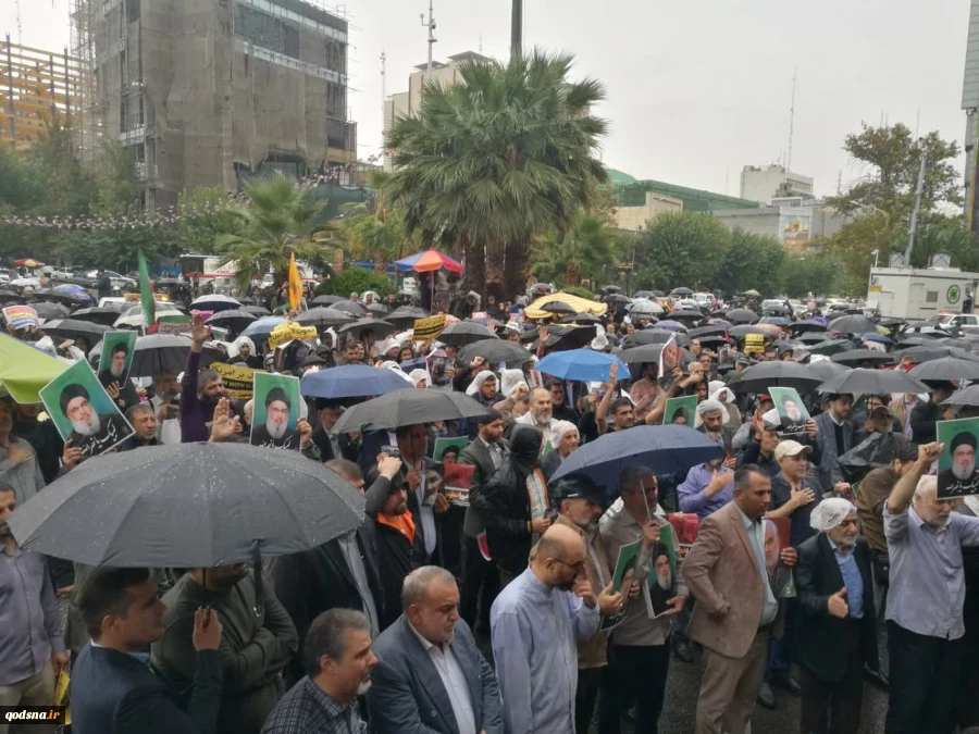 امروز عصر در تهران برگزار شد؛

تجمع و همدردی مردم تهران در شهادت رهبر حزب الله لبنان 2