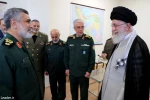 در پی عملیات درخشان«وعده صادق» انجام شد؛ 

اعطای «نشان فتح» به سردار حاجی‌زاده از سوی فرمانده‌کل قوا 3