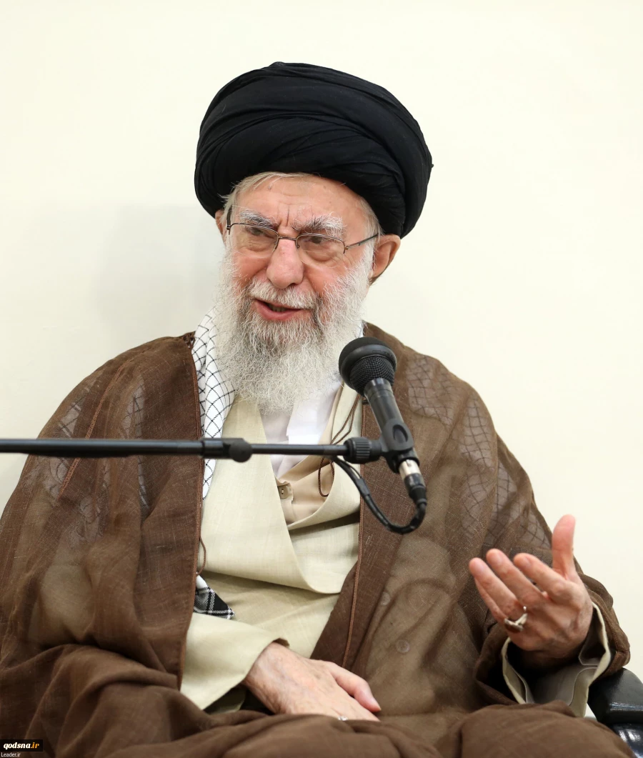 دیدار دست‌اندرکاران همایش بین‌المللی «جعفر بن ابیطالب» با رهبر انقلاب 2