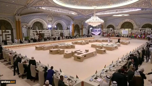 در نشست سران عربی اسلامیدر ریاض مطرح شد

 تجاوز اسرائیل به لبنان و ایران را محکوم می‌کنیم | دفاع از حقوق فلسطین تنها در حرف نباشد 2