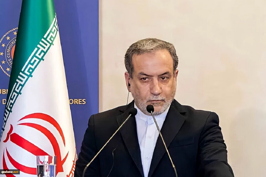 عراقچی در حاشیه نشست هیأت دولت:

باید هزینه‌های اختلافات ایران و آمریکا را با مدیریت کاهش داد 2