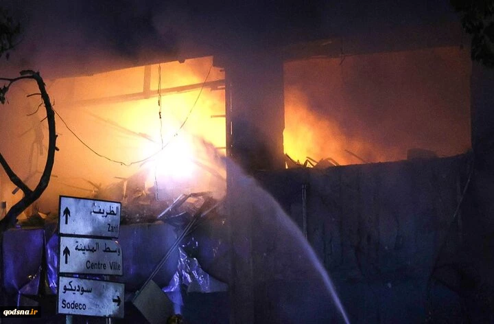 Zionist regime sets fire to multiple houses in southern Lebanon