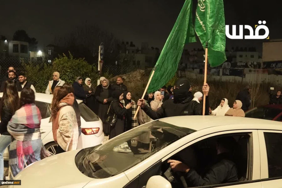 تصاویری از جشن و شادی فلسطینیان در رام الله پس از آزادی اولین گروه از اسرای فلسطینی 5