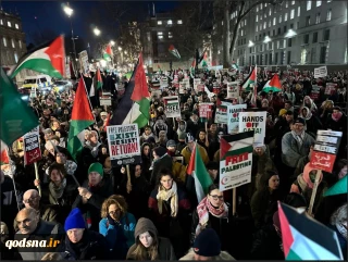 Thousands protest in London against renewed attacks on Gaza