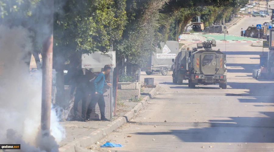 Israel abducts, injures more Palestinians in new raids in occupied West Bank