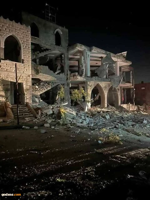 ۳ شهید و ۳۵ زخمی در تیراندازی به مرکز توزیع کمک‌ها در رفح/ اشغالگران مسجد الانصار دیرالبلح را ویران کردند 4