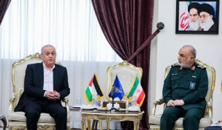 نائب الأمين العام للجبهة الشعبية يتلقي القائد العام للحرس الثوري