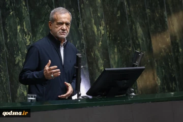 پزشکیان: هر قهرمانی که پرچم از دستش بیفتد صدها قهرمان دیگر  پرچم را به دست خواهند گرفت / مردم ایران در برابر هر تجاوزی با قدرت می ایستد 2