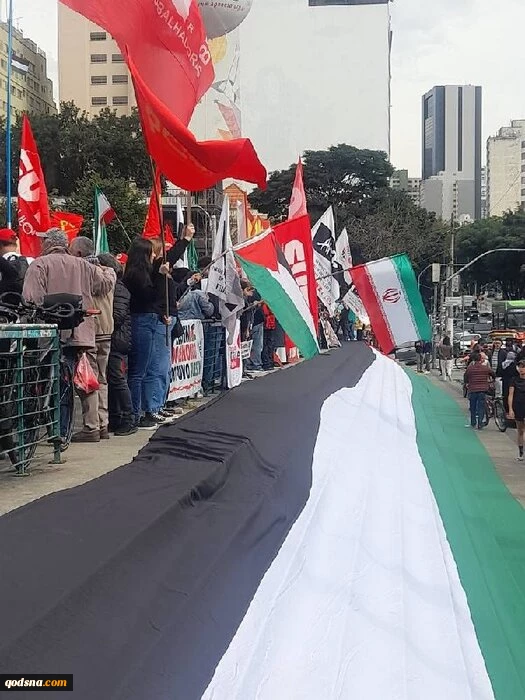 تظاهرات برزیلی‌ها در حمایت از فلسطین و ایران 3