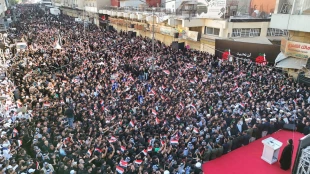 «سید عمار حکیم»، رهبر جریان حکمت ملی عراق امروز جمعه و در نخستین روز از ماه محرم الحرام 1447 هجری قمری با حضور در تجمع مردمی اول محرم در میدان الخلانی بغداد گفت: حمله رژیم غاصب اسرائیل و ایالات متحده آمریکا به جمهوری اسلامی ایران و بی مبالاتی که هنوز امنی