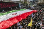 شرکت کنندگان در مراسم تشییع پرشکوه شهدای اقتدار به خبرنگار قدسنا چه گفتند؟

تا آخرین نفس و قطره خون پای انقلاب‌مان هستیم/ پیام اقتدار ایران و اتحاد ملت 3