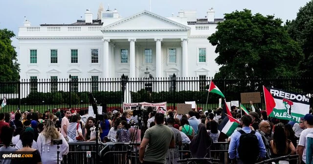 تجمع حامیان فلسطین مقابل کاخ سفید پیش از دیدار نتانیاهو و ترامپ 3