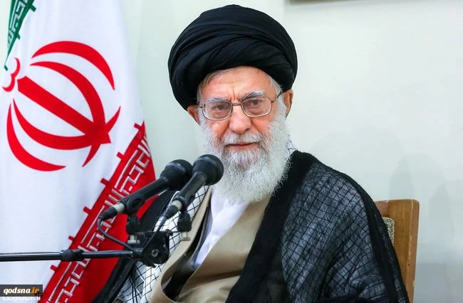 مراسم بزرگداشت شهدای جنگ تحمیلی اخیر با حضور رهبر انقلاب برگزار شد 2