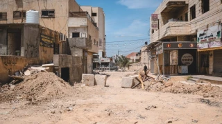 حملة اعتقالات وهدم واقتحامات إسرائيلية تطال عدة محافظات في الضفة الغربية