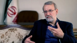 خلال مقابلة مهمة..

لاريجاني يكشف عما طلبه قائد الثورة منه مؤخرا واتصاله بسماحته أيام الحرب
