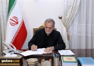 الرئيس الإيراني يعزي باستشهاد رئيس الحكومة اليمنية وعدداً من الوزراء