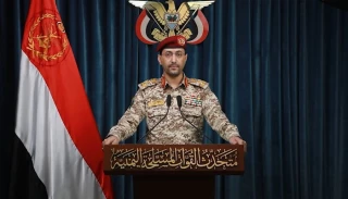 القوات اليمنية تعلن استهداف مواقع حساسة في مدينة يافا المحتلة بصاروخين