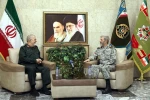 دیدار فرمانده کل سپاه با فرمانده کل ارتش؛
سرلشکرحاتمی: به کوچک‌ترین تعرض دشمنان پاسخی پشیمان کننده می‌دهیم 2