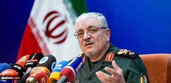 سخنگوی وزارت دفاع:

دشمن به دنبال تبدیل ایران قوی به ایران ضعیف بود 2