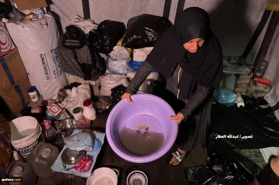 سیل و باران شدید، خیمه‌های آوارگان فلسطینی را در خان یونس در جنوب نوار غزه در خود فرو برد 5