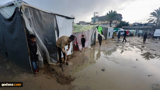 باران‌های شدید غزه را فرا گرفت؛ خیمه‌های آوارگان غرق در آب شد 2