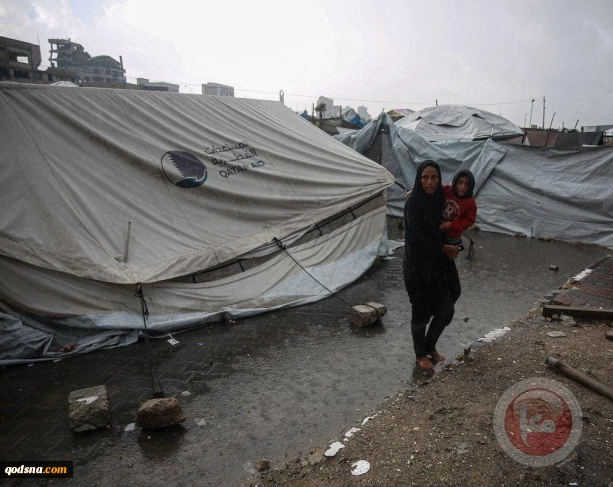 في نهاية منخفض "بيرون".. خسائر مادية ووفيات وغرق عشرات الاف الخيام 2