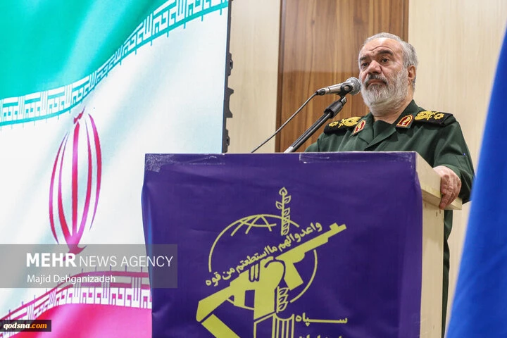 العميد فدوي: لم تنجح مؤامرات الأعداء ضد الجمهورية الإسلامية الإيرانية وهذا دليل على قوة ثورتنا 2