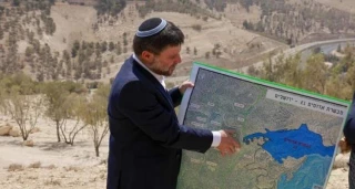 مخططات "إسرائيلية" تعيد هندسة الضفة وتحولها إلى أكثر من 200 منطقة معزولة