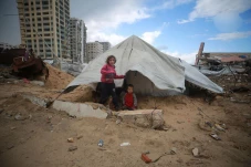 شبکه سازمان‌های مردم‌نهاد فلسطینی: با نزدیک شدن طوفان فعلی، ۹۰۰ هزار آواره در چادرهای مخروبه در نوار غزه زندگی می‌کنند