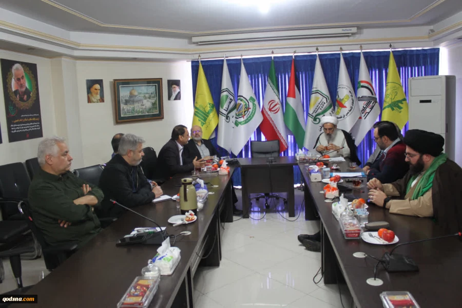 با حضور حجت الاسلام والمسلمین رحیمیان و خالد قدومی برگزار شد؛

نشست هم اندیشی آخرین وضعیت فلسطین در محل جمعیت دفاع از ملت فسطین  2