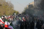 گزارش مردمی قدسنا؛

 حضور دشمن شکن مردم تهران در میدان انقلاب/ راهپیمایان در گفتگو با قدسنا: دشمنان از پایداری ملت ایران خسته شده‌اند 9