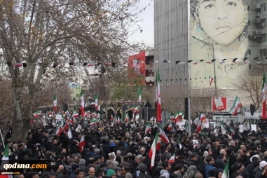 گزارش تصویری از مراسم تشیع شهدای مردمی و مدافع امنیت مقابل دانشگاه تهران