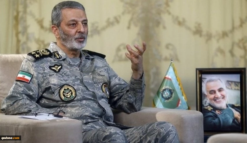 متفقداً جرحى القوى الأمنية الإيرانية

اللواء موسوي: مثيرو الشغب استخدموا المواطنين دروعاً بشرية  2