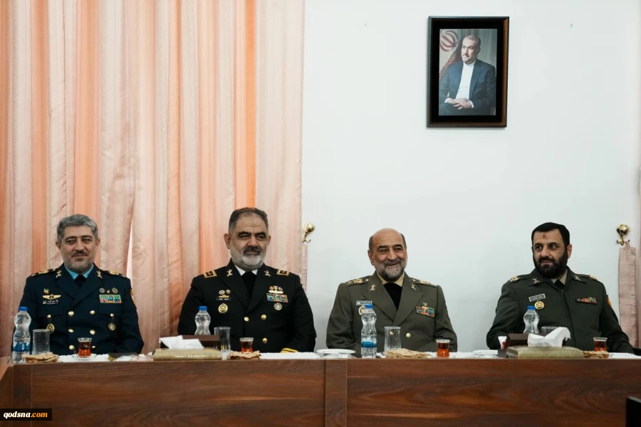 دیدار فرماندهان ارشد ارتش با وزیر امورخارجه/ آمادگی کامل آجا در دفاع از کشور 2