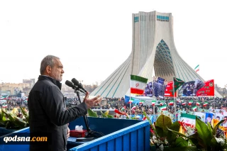 الرئيس الإيراني: لير العالم أن الشعب الايراني حضر الى الساحة دفاعا عن وطنه وايران لن ترضخ