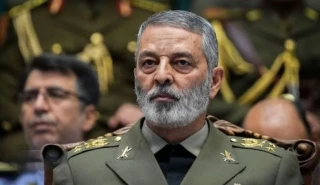 رئيس الأركان الإيراني يحذر ترامب: أي مغامرة عسكرية ستكون "عبرة"