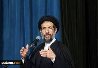 خطيب جمعة طهران: لا ينبغي لأي عدو أن يفكر في التعدي على أرض إيران