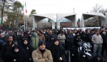 حداد وطني بميدان انقلاب وسط طهران اثر إعلان استشهاد قائد الثورة 2