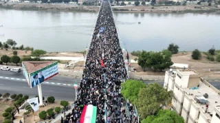 تشييع مهيب للأميرال شمخاني في الأهواز بمشاركة واسعة من أبناء العشائر