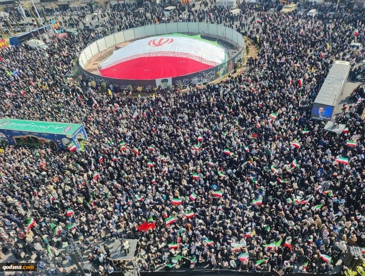 تشییع پیکر مطهر دبیر شورای عالی امنیت ملی و شهدای دنا 2