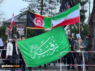 تجمع حامیان ایران مقابل سفارت کشورمان در برلین